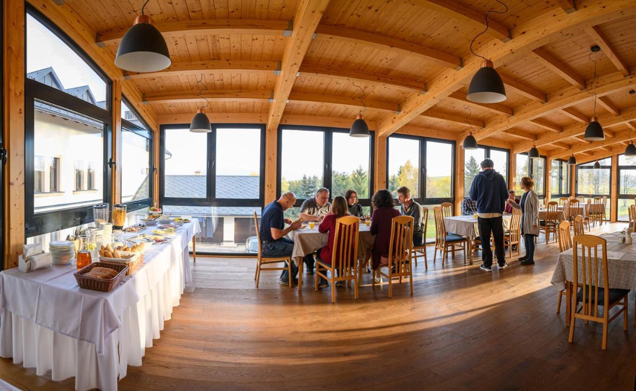Hotel Poutni Dum Králíky Exteriör bild